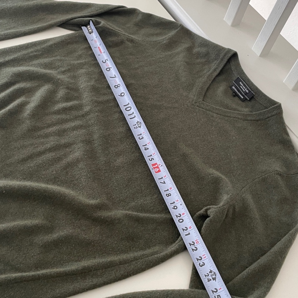 Mantovani Studio Men's Green V-Neck Italian Cashmere Sweater Large - Picture 5 of 7